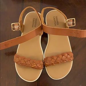 Girls sandals